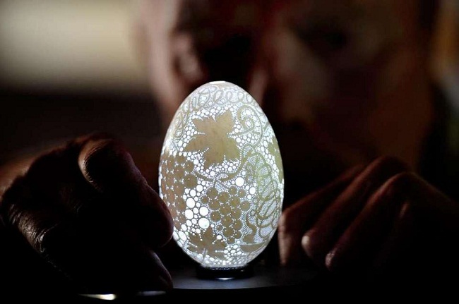 14 – Chiếc vỏ trứng này có đến 20 ngàn lỗ nhưng mà không hề bị vỡ ra


