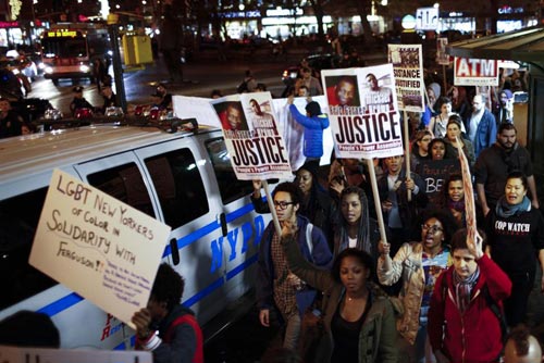 Mỹ: Cảnh sát bắn người được gỡ án, bạo lực bùng nổ - 9