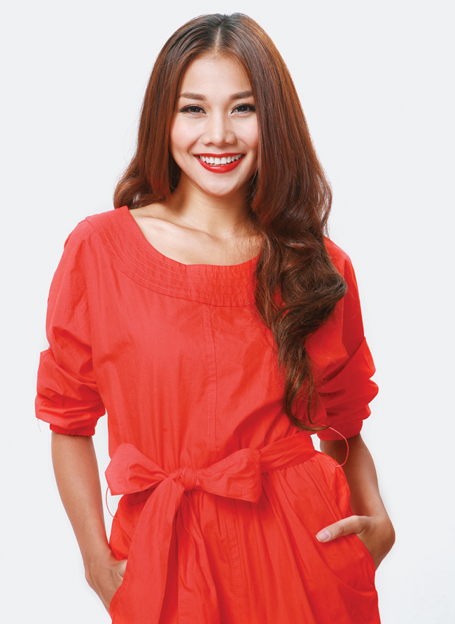 Thanh Hằng cũng là một trong những chân dài đình đám nhất của showbiz Việt. 
