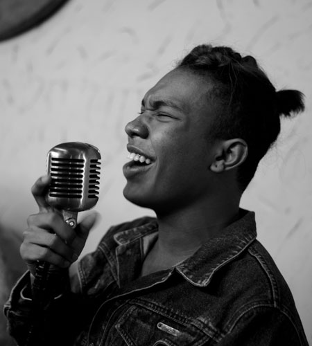 Thưởng thức giai điệu Jazz miễn phí cùng Trần Mạnh Tuấn - 2