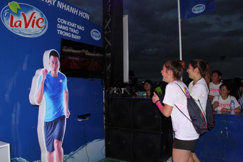 Prisma Run: Đêm khó quên của 7.600 bạn trẻ - 4