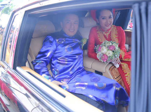 Lam Trường ngọt ngào hôn cô dâu Yến Phương - 9