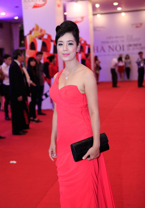 Trang Trần quyến rũ táo bạo bên "cháu gái" Mr. Đàm - 6