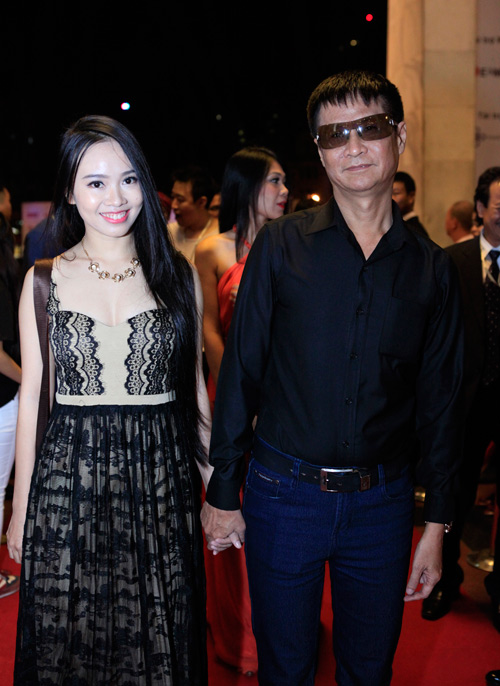 Trang Trần quyến rũ táo bạo bên "cháu gái" Mr. Đàm - 7