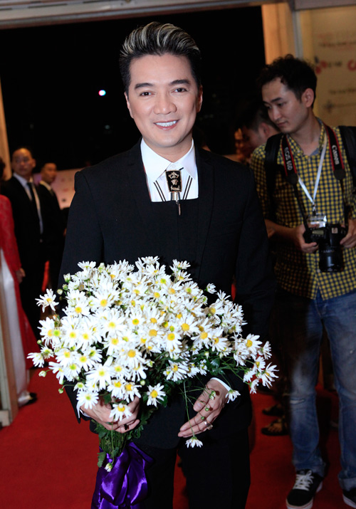 Trang Trần quyến rũ táo bạo bên "cháu gái" Mr. Đàm - 8