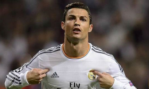 Ronaldo sinh ra cho Real - 1