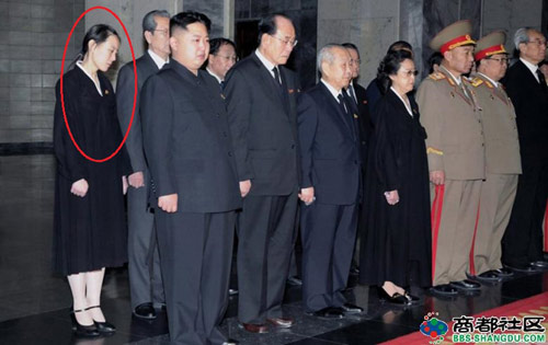 Vì sao em gái Kim Jong-un được ngồi vào “ghế cao”? - 2