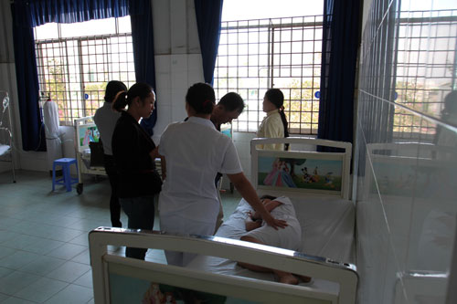 Học sinh nhập viện sau khi tiêm ngừa sởi – rubella - 1