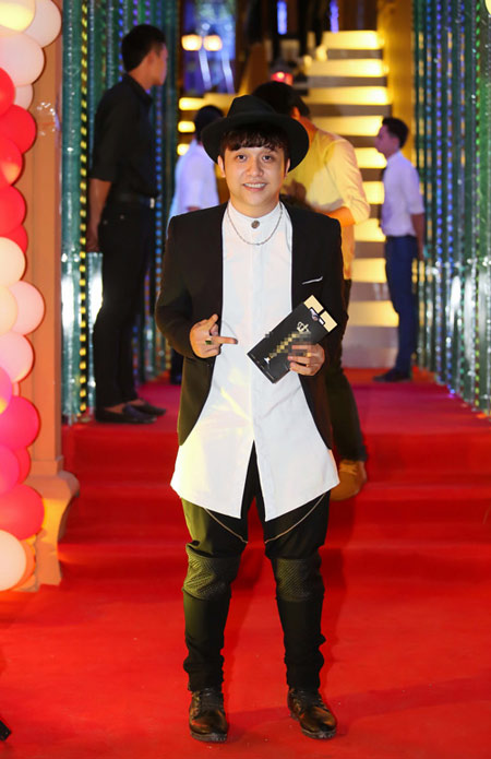 Tường Vy, Kỳ Hân xinh đẹp hút ánh nhìn - 12