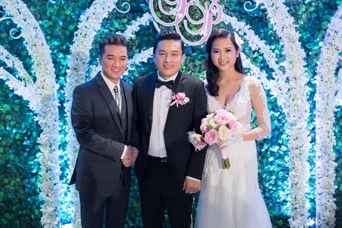 Lam Trường đàn hát tặng vợ trong tiệc cưới lần 2 - 5