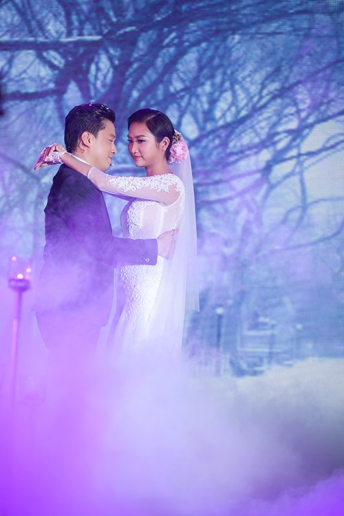 Lam Trường đàn hát tặng vợ trong tiệc cưới lần 2 - 7