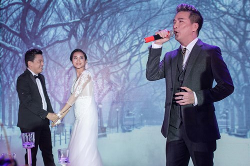 Lam Trường đàn hát tặng vợ trong tiệc cưới lần 2 - 8