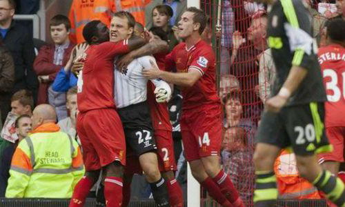 Liverpool - Stoke City: Cần một liều "an thần" - 2