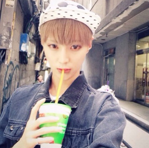 Thích thú với chàng trai Nhật xinh hơn con gái - 10