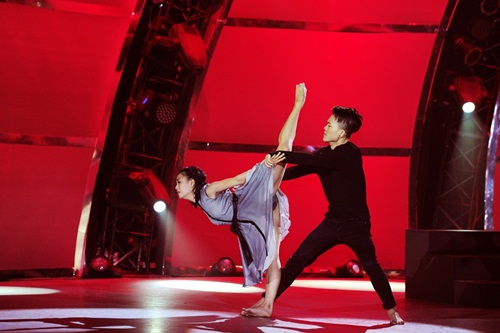 Tình yêu của cặp vũ công thăng hoa trên sân khấu nhảy múa - 7