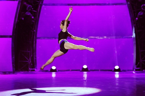 Tình yêu của cặp vũ công thăng hoa trên sân khấu nhảy múa - 16