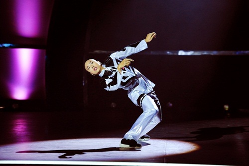 Tình yêu của cặp vũ công thăng hoa trên sân khấu nhảy múa - 17