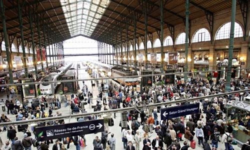 Khám phá một Paris quyến rũ quanh nhà ga Gare Du Nord - 1