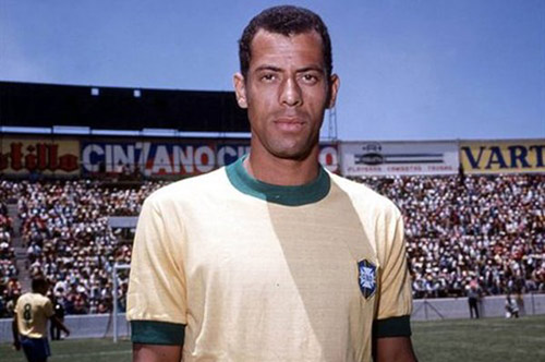 10 hậu vệ xuất sắc nhất lịch sử bóng đá thế giới - 3