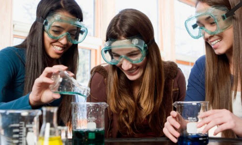 Nữ giới còn bị kỳ thị trong ngành công nghệ cao - 3