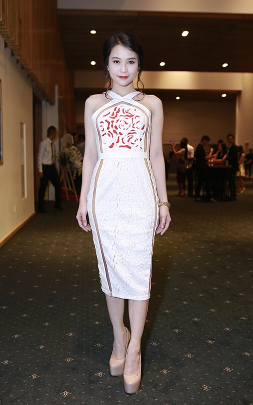 Mẹ chồng Hà Tăng ngày càng trẻ đẹp - 9