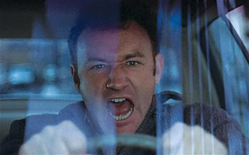 Video: Cảnh xe hơi rượt tàu cao tốc kinh điển - 4