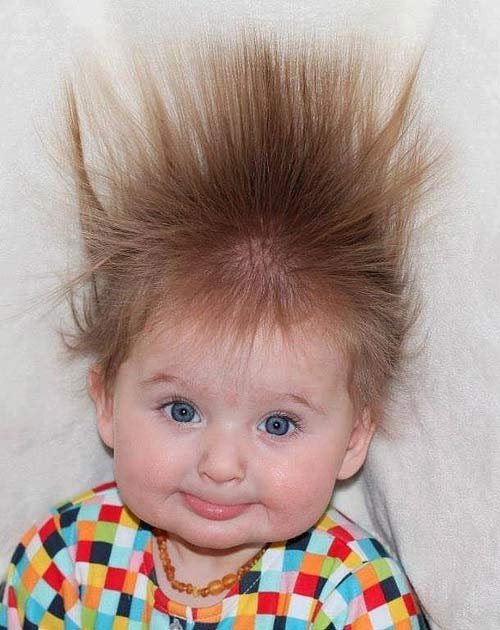 Phì cười với mái tóc "bá đạo" của bé - 5