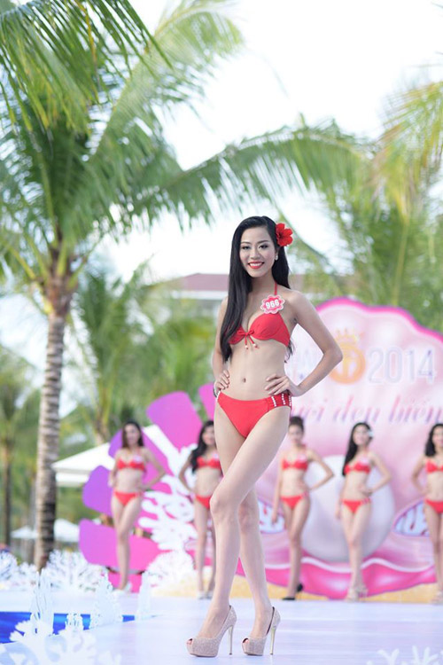 Hoa hậu VN: Thí sinh nóng bỏng thi Người đẹp Biển - 14