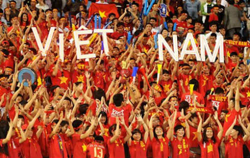 CĐV Việt Nam mong được hỗ trợ ở Malaysia - 1