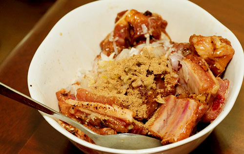 Sườn rim ngũ vị "đưa cơm" ngày trở gió - 2