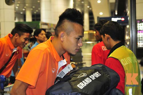 Đến Malaysia, HLV Miura muốn chơi tấn công trước chủ nhà - 5