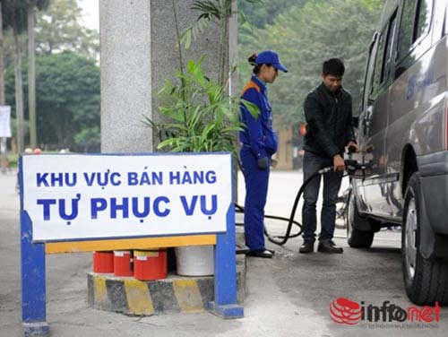 Bán xăng tự bơm kiểu Tây, sếp Petrolimex nói gì? - 1