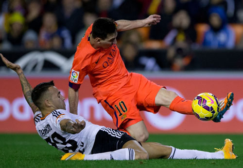 Tin HOT bóng đá tối 5/12: James Rodriguez được trọng dụng ở Real - 2