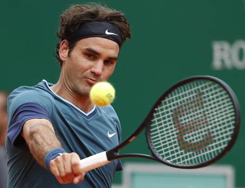 Những cú đánh “dị” 2014: Federer diễn “tuyệt kĩ” (P2) - 1