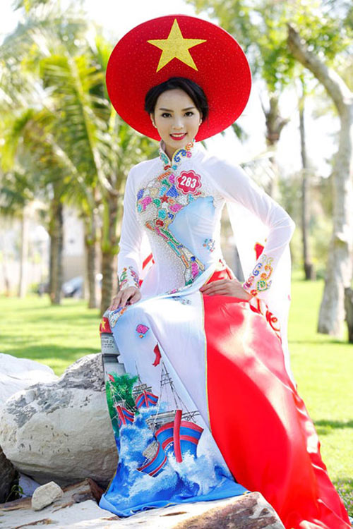 Vẻ đẹp tuổi 18 non tơ của tân Hoa hậu Việt Nam - 9