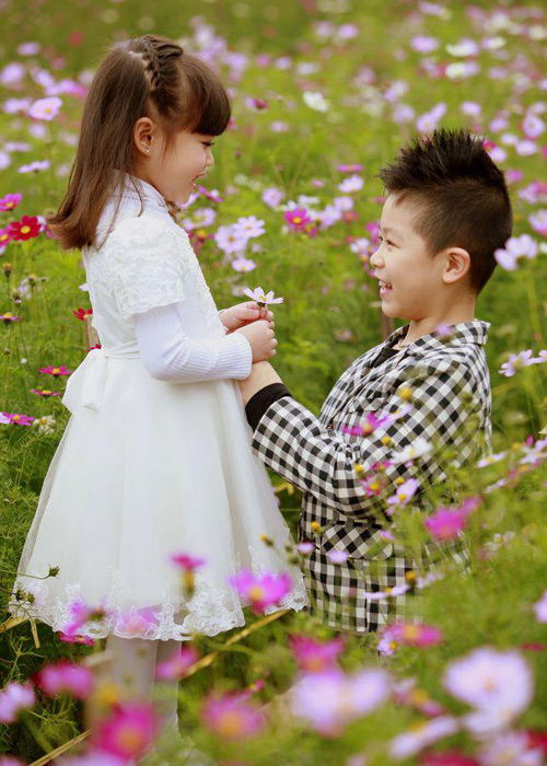 Mẫu nhí và nỗi lo “đốt cháy” tuổi thơ trên sàn diễn - 14