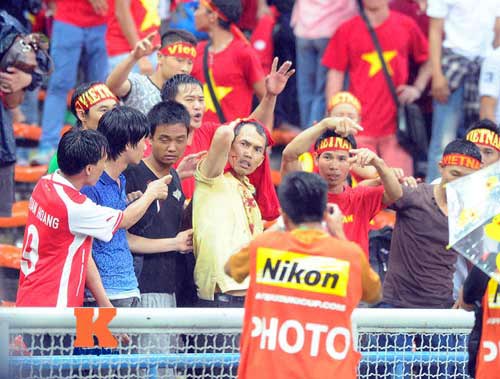 "CĐV Malaysia không quá khích, họ tuyệt vời lắm" - 1