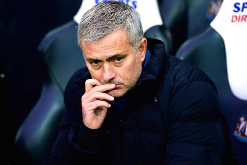 Chelsea: Thất bại không làm rối trí Mourinho - 2