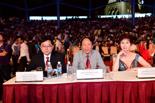 Đóng góp thầm lặng cho thành công cuộc thi HH Việt Nam 2014 - 2