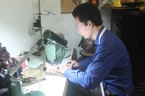 Gặp người thợ "ruột" sửa đồ cho Hồng Nhung, Tùng Dương - 1