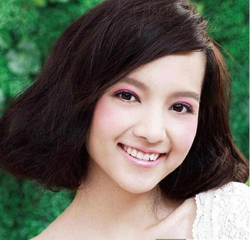 Mỹ nữ Hồng Kông có nụ cười "nhìn là yêu" - 5