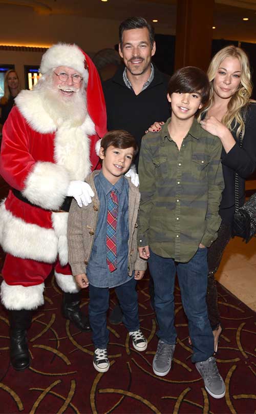 Sao Hollywood tất bật trang trí nhà cửa dịp Giáng sinh - 10