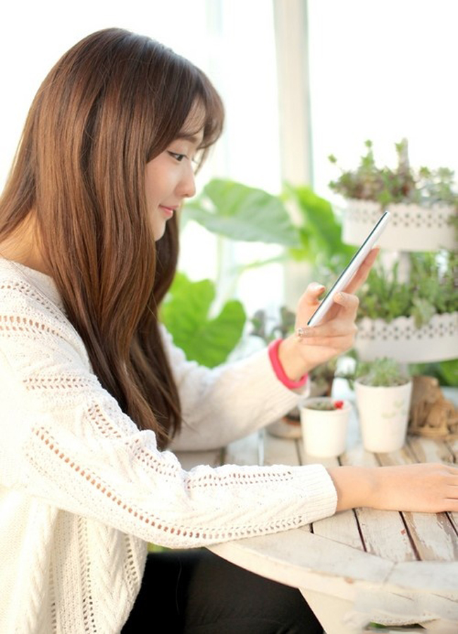 Hotgirl khoe vòng 1 tròn trịa cùng smartphone

Dùng "gậy tự sướng", người đẹp khoe đường cong gợi cảm

Siêu đường cong "thiêu cháy" bên laptop

Mỹ nữ tóc vàng tạo dáng ngộ nghĩnh cùng smartphone N3

Dàn chân dài tạo dáng khỏe khoắn cùng smartphone
