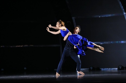 Vũ công bịt mắt gây xúc động với bài nhảy về mẹ - 3