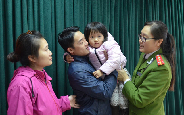 Bắt cóc bé gái giữa ban ngày: Nghi phạm khai gì? - 2