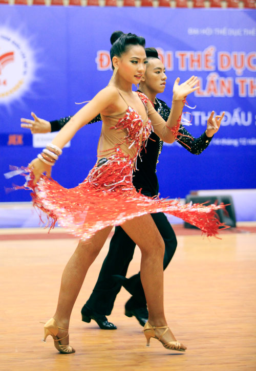 Cô gái 15 tuổi được phong kiện tướng dancesport quốc gia - 5