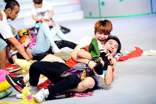 Khởi My yếu đuối núp dưới bóng người yêu tin đồn - 8