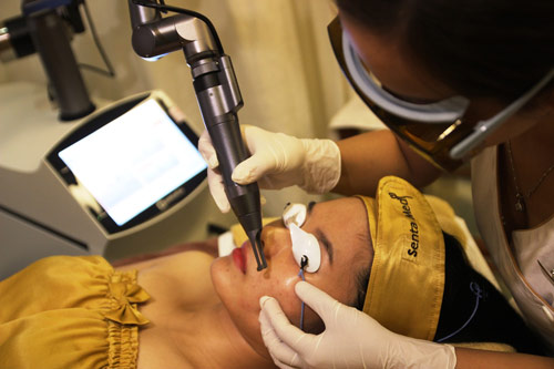 Chữa “ác mộng" nám sau sinh không khó - 1