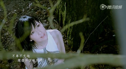 Châu Huệ Mẫn gần 50 tuổi vẫn trẻ như thiếu nữ - 8