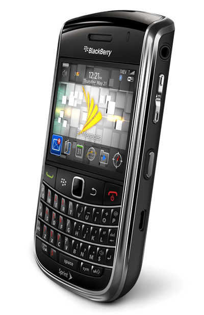 Blackberry 9650 thu hút người dùng nhờ vẻ sang trọng - 1